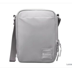 Lululemon Easy Access Crossbody Bag 1.5L